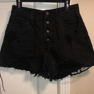 Hollister Ultra High-Rise Mom Short 3”